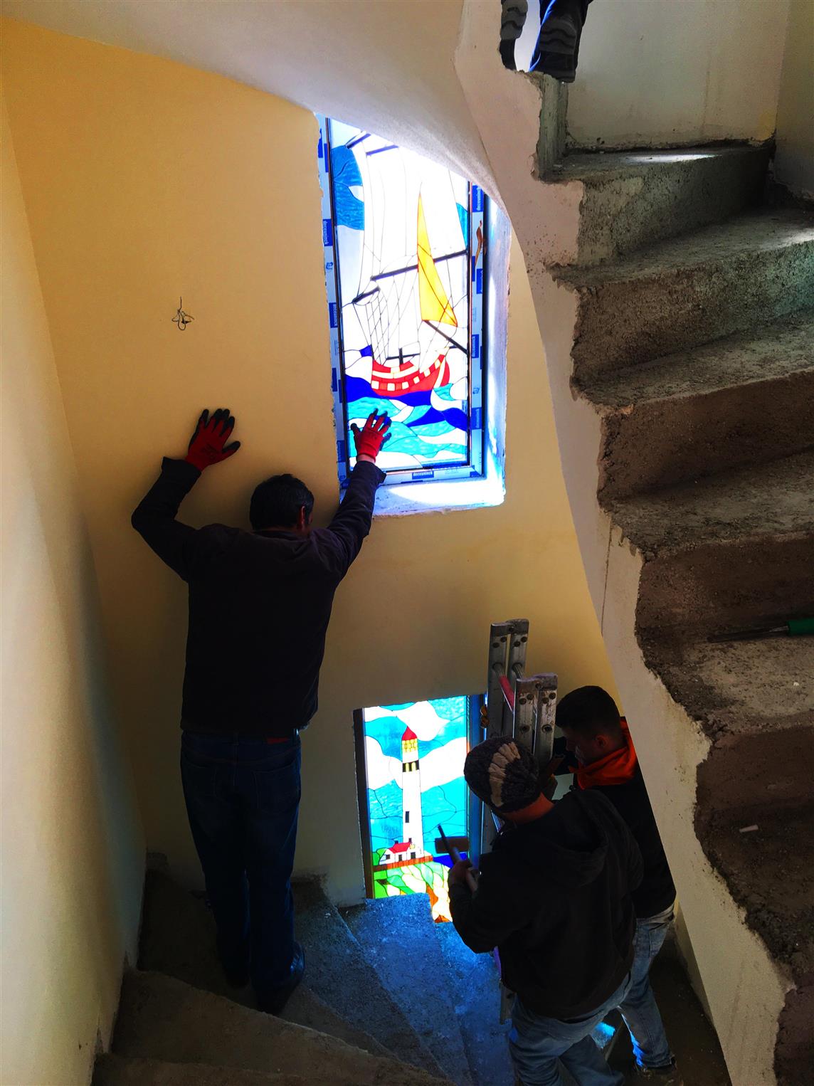 merdiven-boslugu-vitraylari20171221194332292.jpg izmir vitray çalışması